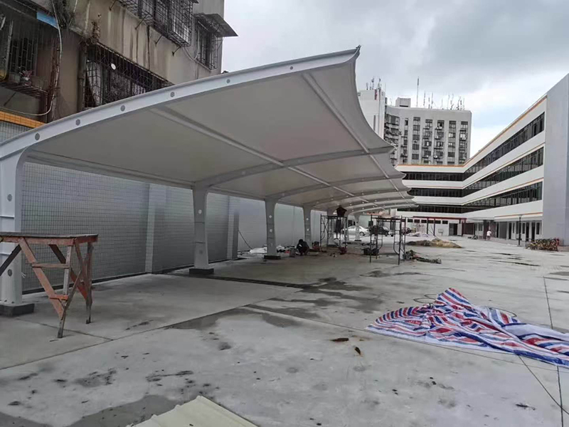 膜鋼結(jié)構(gòu)停車棚